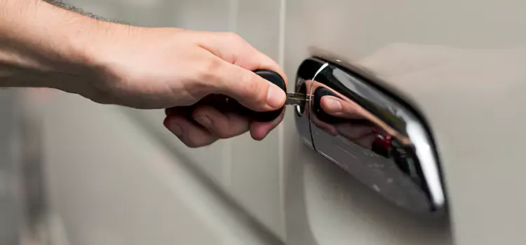 Why Choose Our Auto Locksmith Team in Coralville, IA?