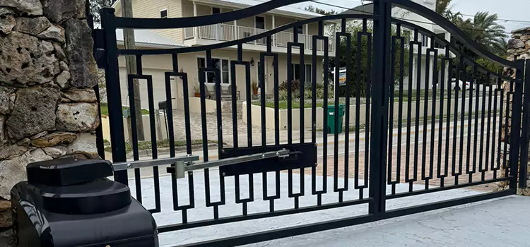 Swing Gate Opener with Keypad Coralville
